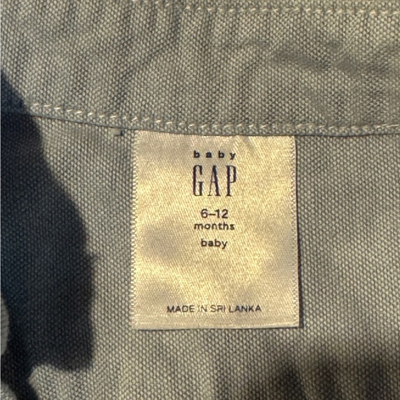 GAP Classic Blue Button Down Shirt Cotton Blend - Picture 2 of 2